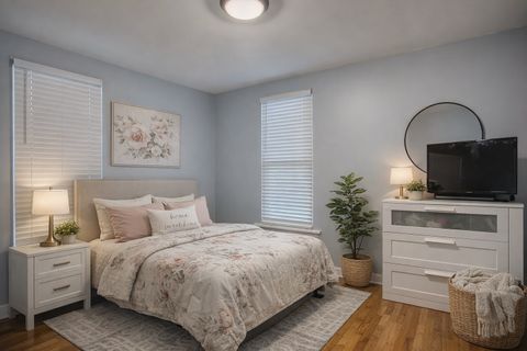 Tiny photo for 306 W Illinois Street, Urbana, IL 61801 (MLS # 12608862)