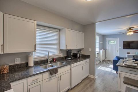 Tiny photo for 306 W Illinois Street, Urbana, IL 61801 (MLS # 12608862)