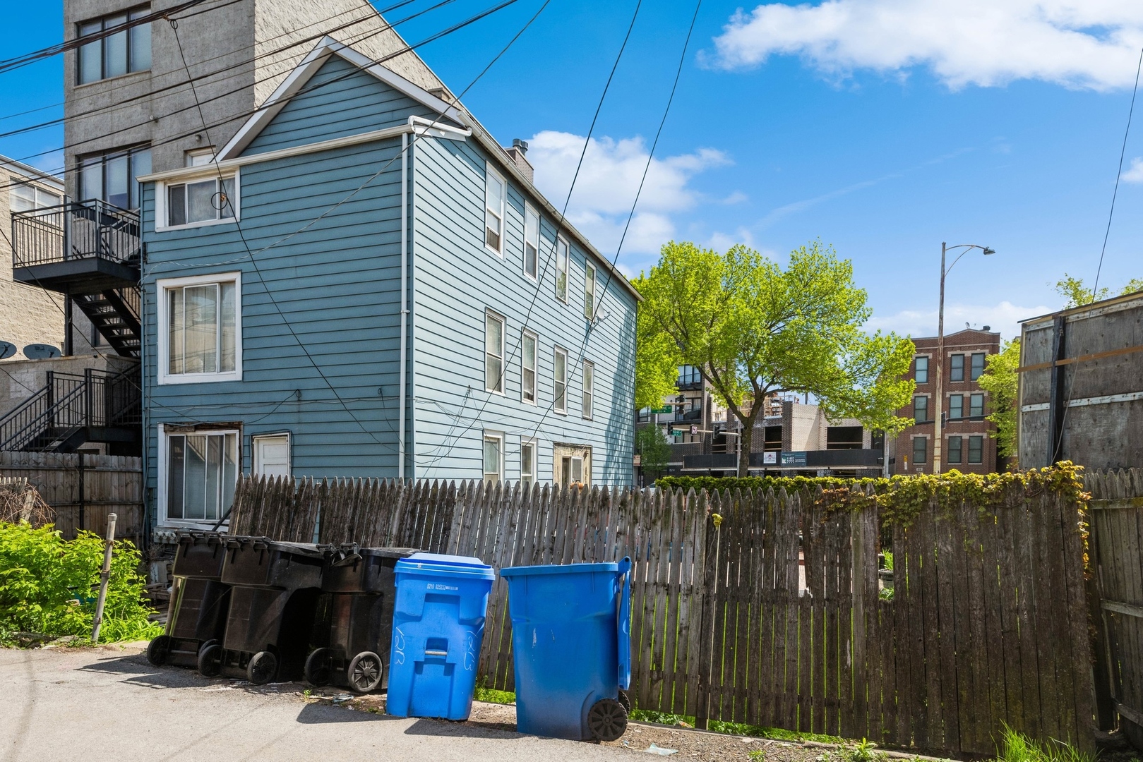 612 N Ogden Avenue