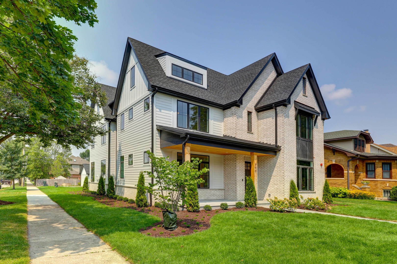 300 Meacham Avenue