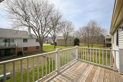 Tiny photo for 27W685 GRASMERE Drive #1808, Winfield, IL 60190 (MLS # 12620964)