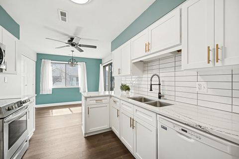 Tiny photo for 27W685 GRASMERE Drive #1808, Winfield, IL 60190 (MLS # 12620964)