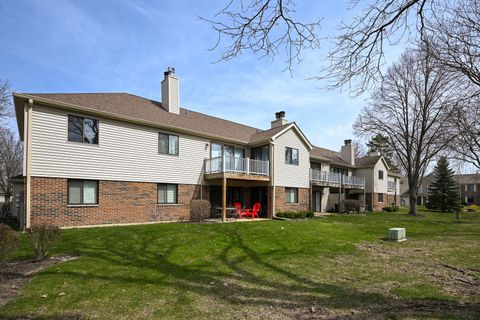 Tiny photo for 27W685 GRASMERE Drive #1808, Winfield, IL 60190 (MLS # 12620964)