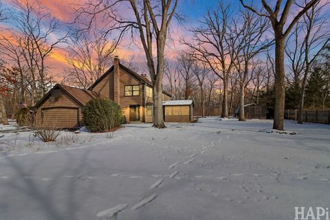 Tiny photo for 840 Hawthorne Lane, Libertyville, IL 60048 (MLS # 12549664)