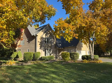 Tiny photo for 1627 Sauk Drive, Batavia, IL 60510 (MLS # 12529155)