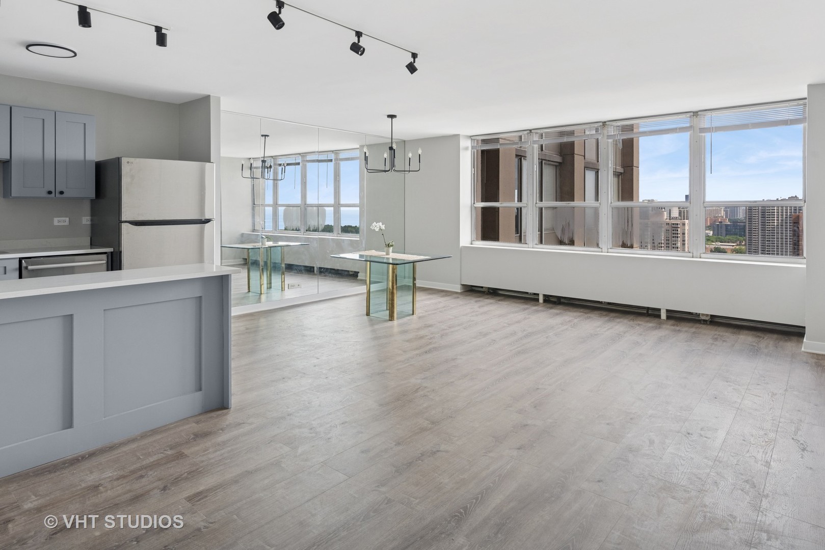 655 W Irving Park Road 2608