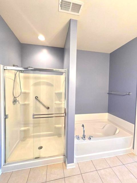 Tiny photo for 818 Woodland Drive, Shorewood, IL 60404 (MLS # 12629500)