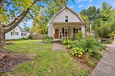 Photo of 303 S Johnson Avenue, Urbana, IL 61801 (MLS # 12765891)