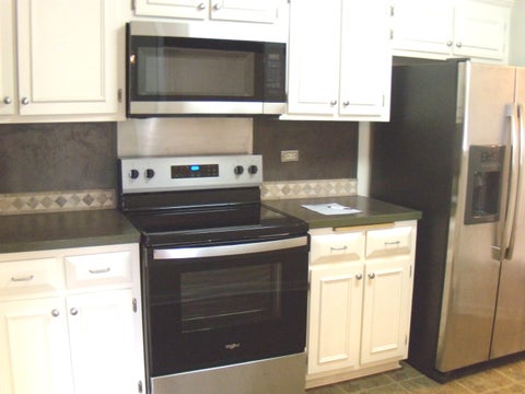 Tiny photo for 125 Acacia Circle #112, Indian Head Park, IL 60525 (MLS # 12767557)