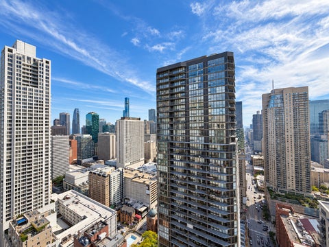 Tiny photo for 2 E ERIE Street #3205, Chicago, IL 60611 (MLS # 12776043)