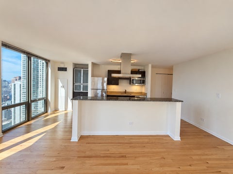 Tiny photo for 2 E ERIE Street #3205, Chicago, IL 60611 (MLS # 12776043)