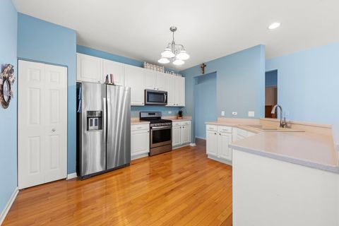 Tiny photo for 16174 Seneca Lake Circle, Crest Hill, IL 60403 (MLS # 12531173)