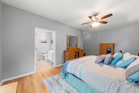 Tiny photo for 16174 Seneca Lake Circle, Crest Hill, IL 60403 (MLS # 12531173)