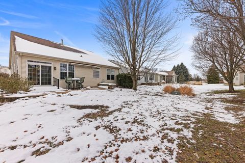 Tiny photo for 16174 Seneca Lake Circle, Crest Hill, IL 60403 (MLS # 12531173)