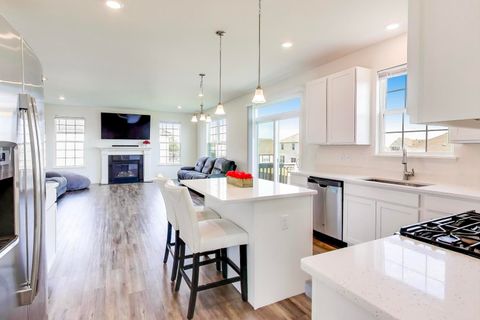 Tiny photo for 2058 Ingemunson Lane, Yorkville, IL 60560 (MLS # 12497869)