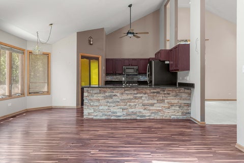 Tiny photo for 230 Lakeview Court, Steger, IL 60475 (MLS # 12725783)