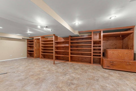 Tiny photo for 230 Lakeview Court, Steger, IL 60475 (MLS # 12725783)
