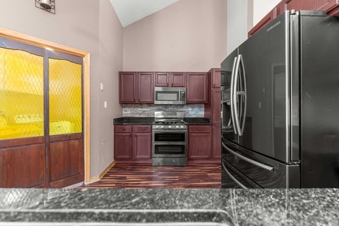 Tiny photo for 230 Lakeview Court, Steger, IL 60475 (MLS # 12725783)