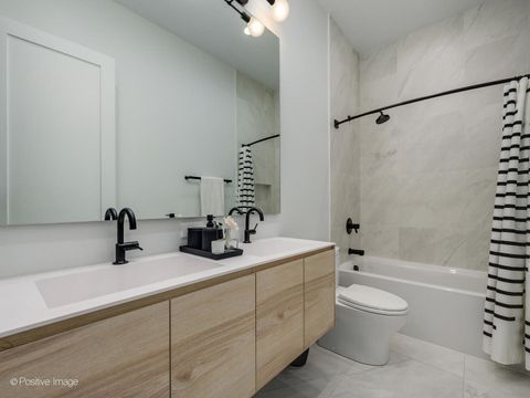Tiny photo for 1537 W Pearson Street #2, Chicago, IL 60642 (MLS # 12600627)