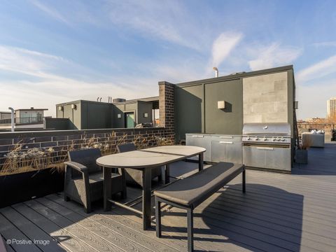 Tiny photo for 1537 W Pearson Street #2, Chicago, IL 60642 (MLS # 12600627)