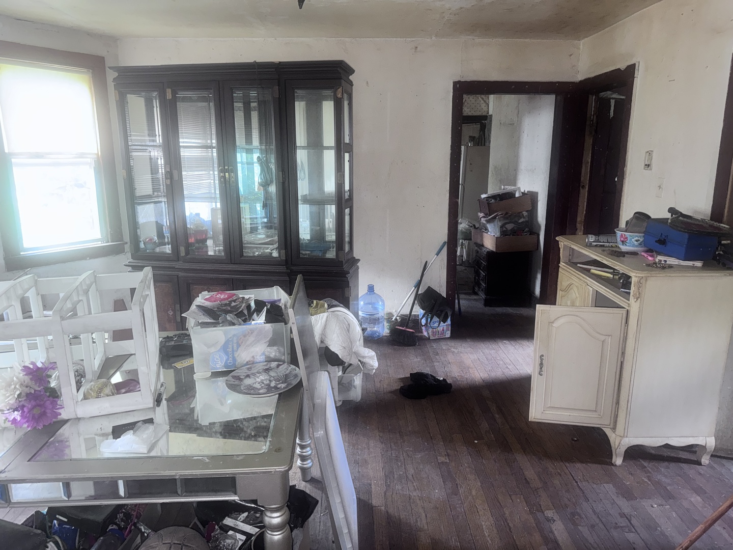 10540 S Lafayette Avenue