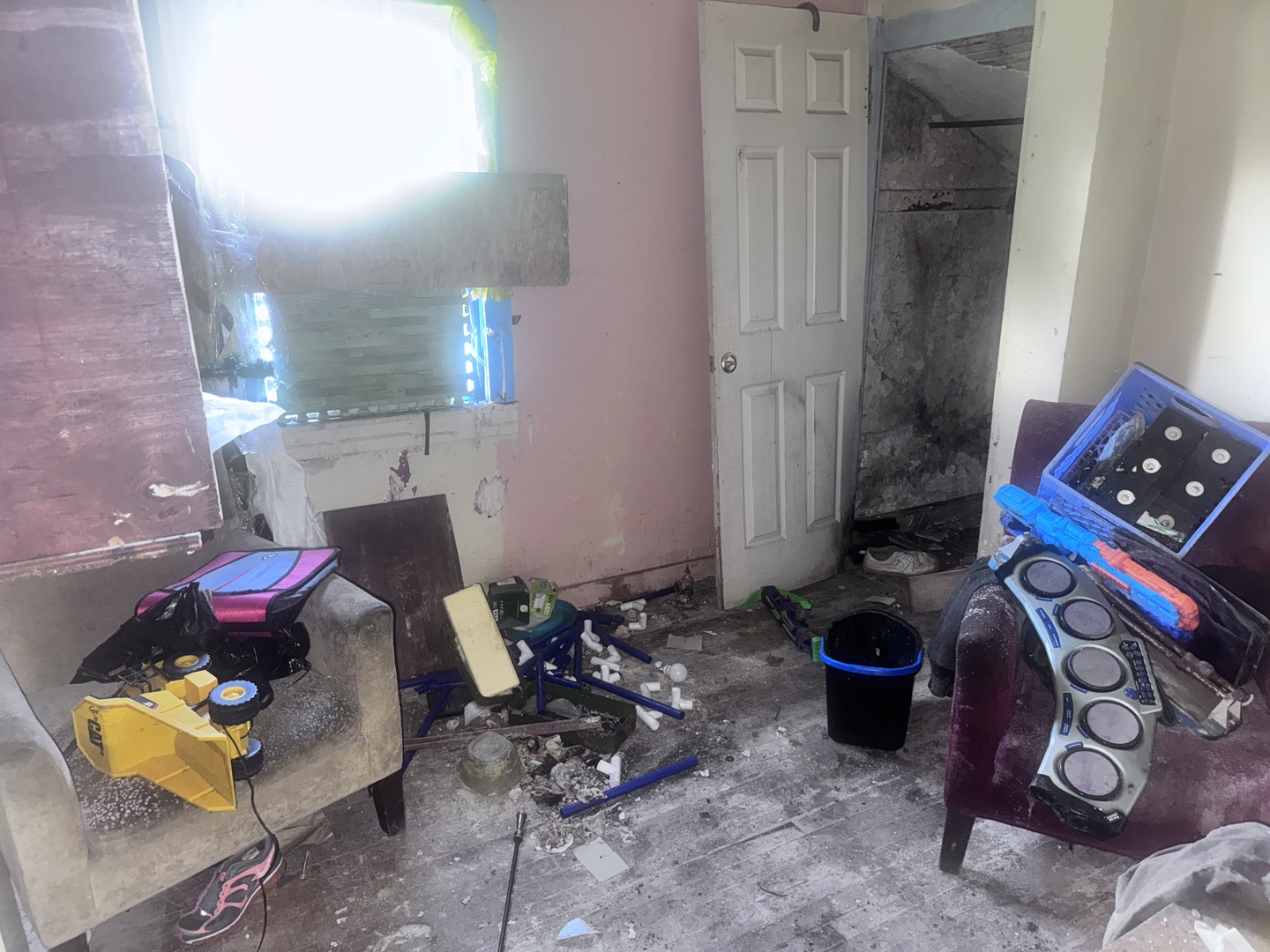 10540 S Lafayette Avenue