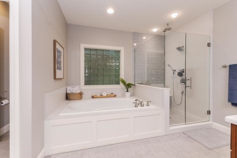 Tiny photo for 2809 Alana Way, Bloomington, IL 61704 (MLS # 12402117)