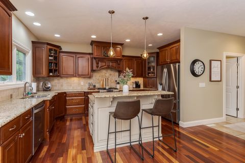 Tiny photo for 2809 Alana Way, Bloomington, IL 61704 (MLS # 12402117)