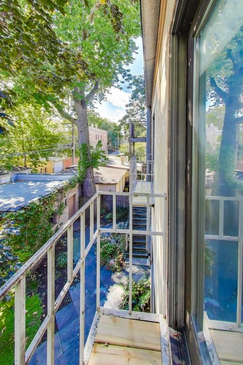 Tiny photo for 907-909 W Webster Avenue, Chicago, IL 60614 (MLS # 12493988)