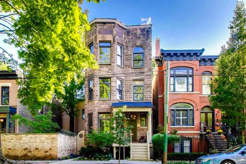 Photo of 907-909 W Webster Avenue, Chicago, IL 60614 (MLS # 12493988)