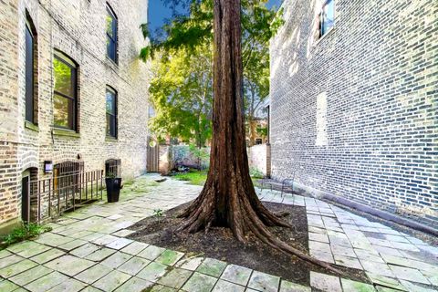 Tiny photo for 907-909 W Webster Avenue, Chicago, IL 60614 (MLS # 12493988)