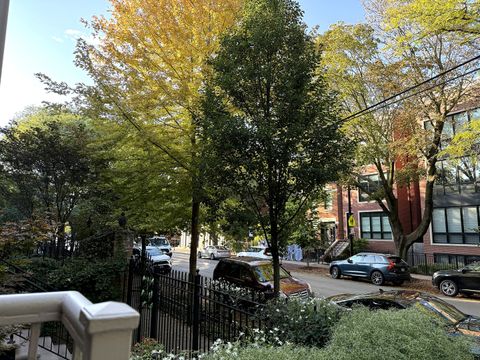 Tiny photo for 907-909 W Webster Avenue, Chicago, IL 60614 (MLS # 12493988)