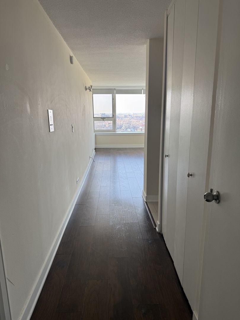 2728 N HAMPDEN Court 1704