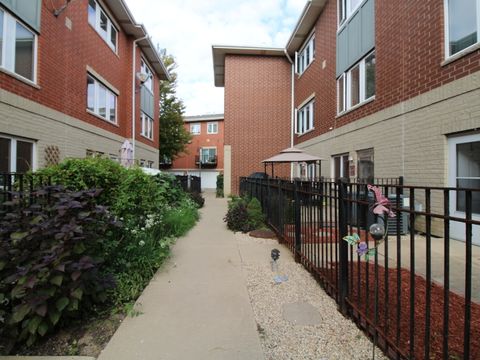 Tiny photo for 2409 W 32nd Place, Chicago, IL 60608 (MLS # 12588161)