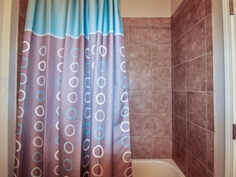 Tiny photo for 2409 W 32nd Place, Chicago, IL 60608 (MLS # 12588161)