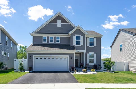 Photo of 321 S Pointe Avenue, South Elgin, IL 60177 (MLS # 12713539)