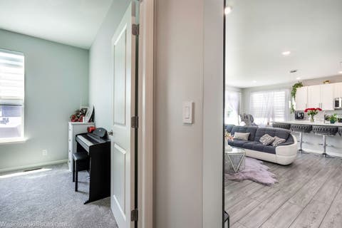 Tiny photo for 321 S Pointe Avenue, South Elgin, IL 60177 (MLS # 12713539)