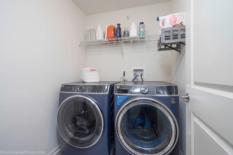 Tiny photo for 321 S Pointe Avenue, South Elgin, IL 60177 (MLS # 12713539)