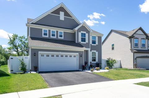 Tiny photo for 321 S Pointe Avenue, South Elgin, IL 60177 (MLS # 12713539)