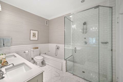 Tiny photo for 55 E ELM Street, Chicago, IL 60611 (MLS # 12491014)