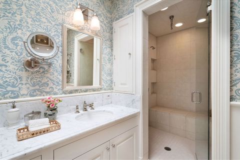 Tiny photo for 55 E ELM Street, Chicago, IL 60611 (MLS # 12491014)