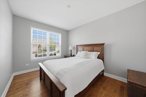 Tiny photo for 4055 Chesapeake Lane, Naperville, IL 60564 (MLS # 12628307)