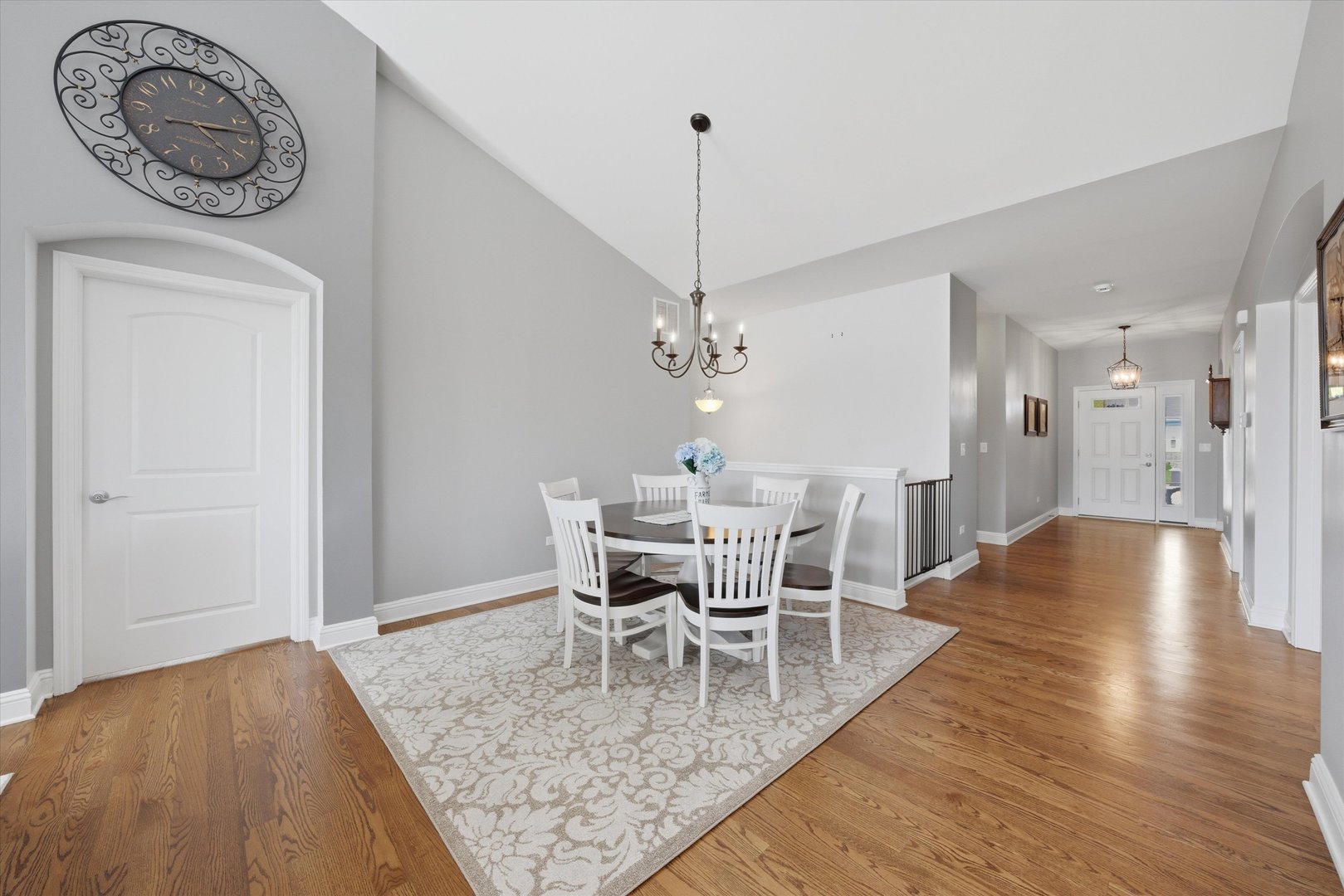 4055 Chesapeake Lane