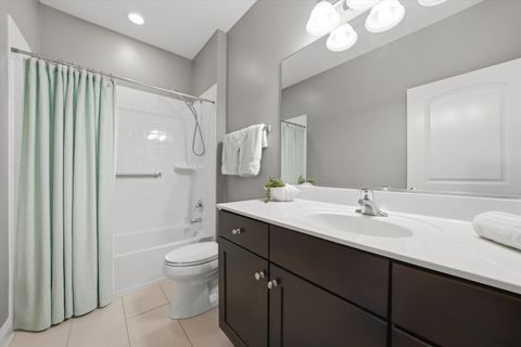 Tiny photo for 4055 Chesapeake Lane, Naperville, IL 60564 (MLS # 12628307)