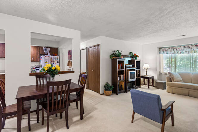 2579 Clayton Boulevard 2579