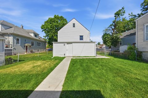 Tiny photo for 1232 Gunderson Avenue, Berwyn, IL 60402 (MLS # 12670067)