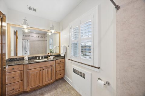 Tiny photo for 545 S Brainard Avenue, La Grange, IL 60525 (MLS # 12619602)