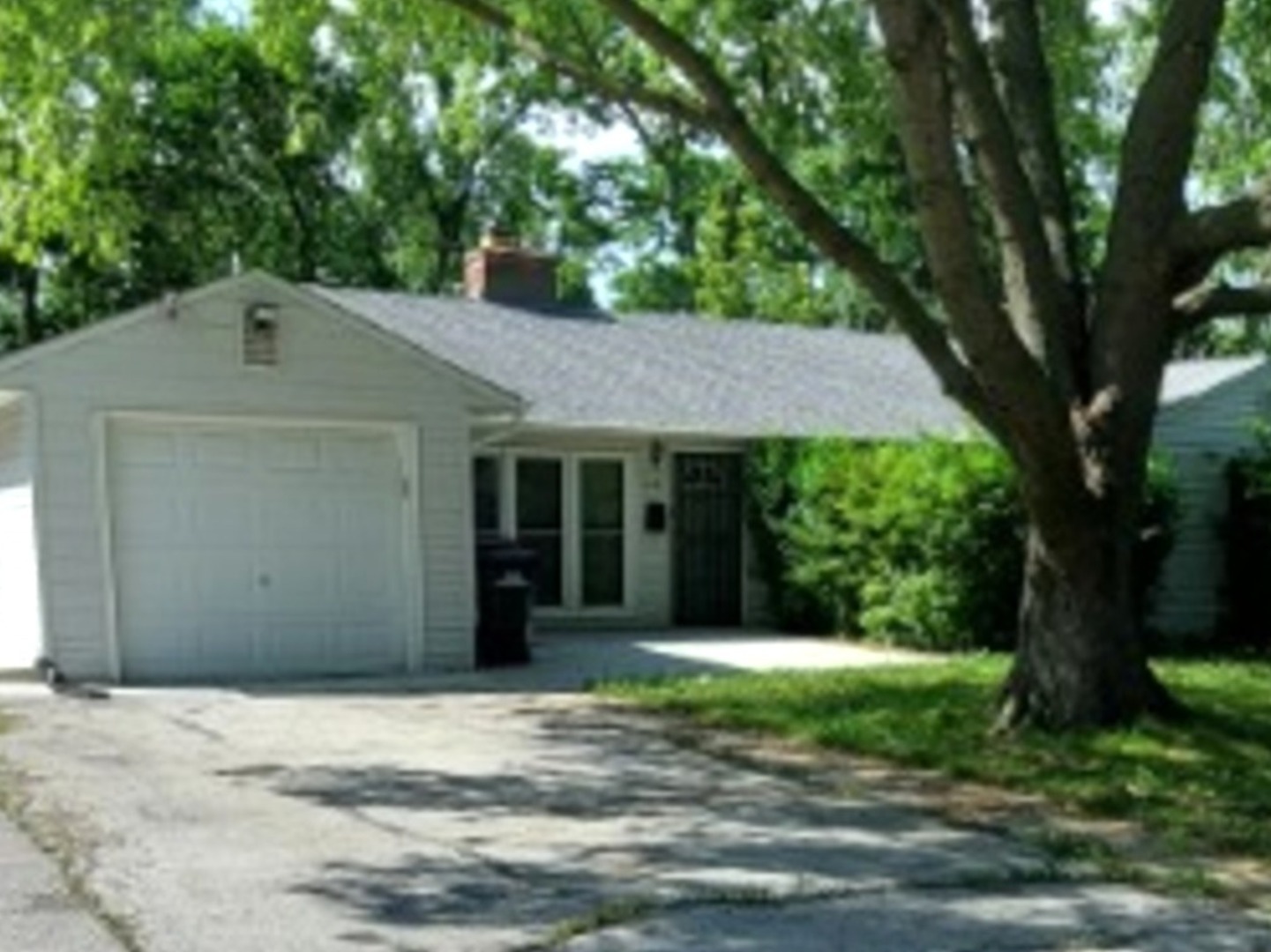 348 Niagara Street