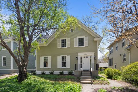 2418 Thayer Street Evanston IL 60201