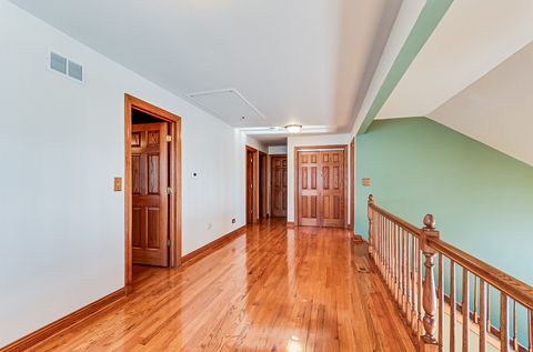 Tiny photo for 8732 W Surrey Park Park, Palos Hills, IL 60465 (MLS # 12637340)